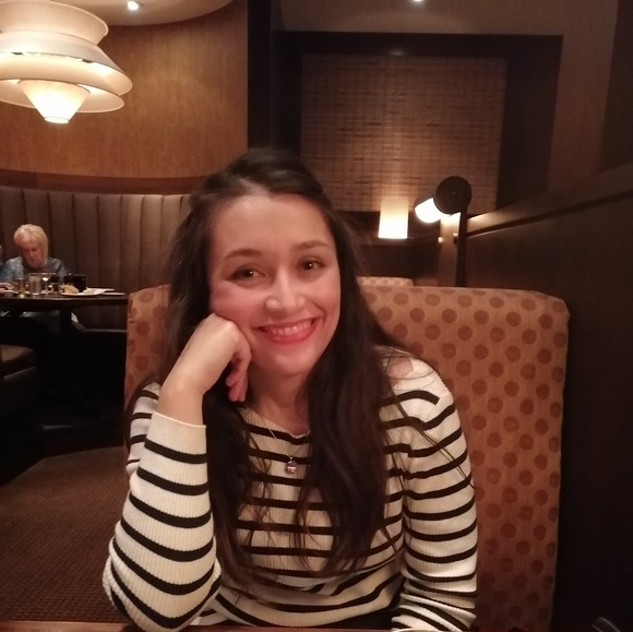 Meet your Posher, Maria - Picture 1 of 1